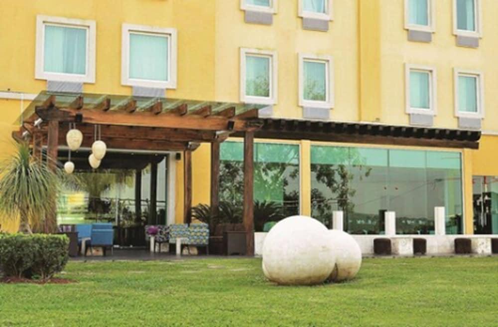 La Quinta By Wyndham Poza Rica Hotel Ngoại thất bức ảnh
