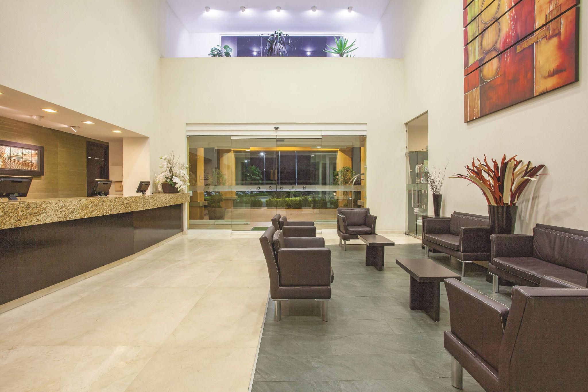 La Quinta By Wyndham Poza Rica Hotel Ngoại thất bức ảnh