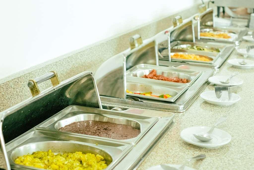 La Quinta By Wyndham Poza Rica Hotel Nhà hàng bức ảnh